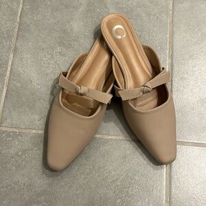 Nude mules